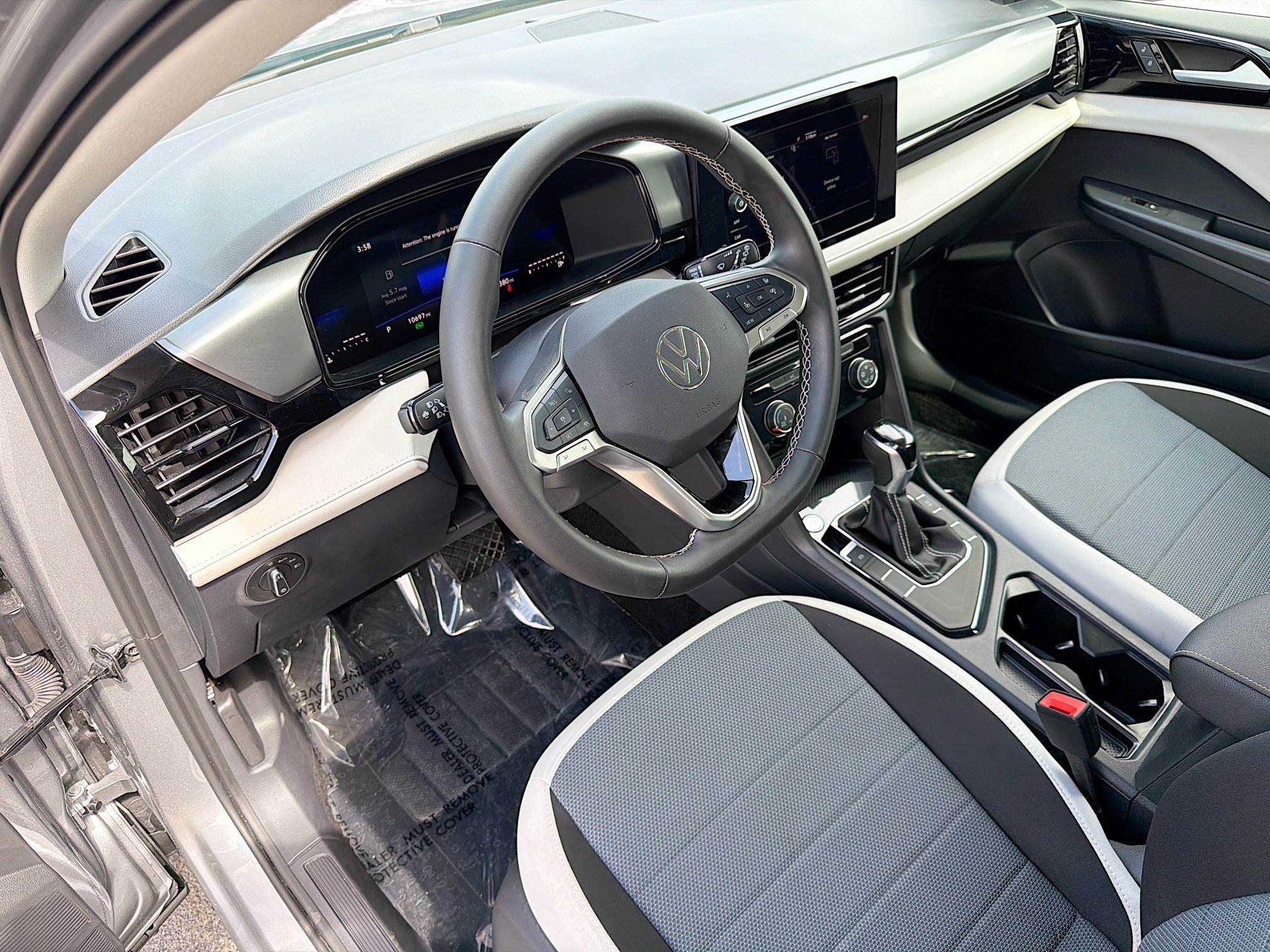 Used 2025 Volkswagen Taos S FWD image 24
