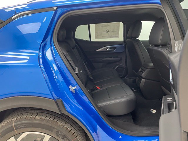 New 2026 Chevrolet Equinox EV LT AWD/4WD image 13