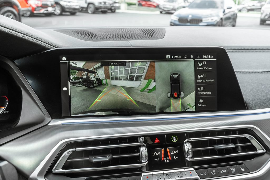 Used 2022 BMW X6 xDrive40i AWD/4WD image 9