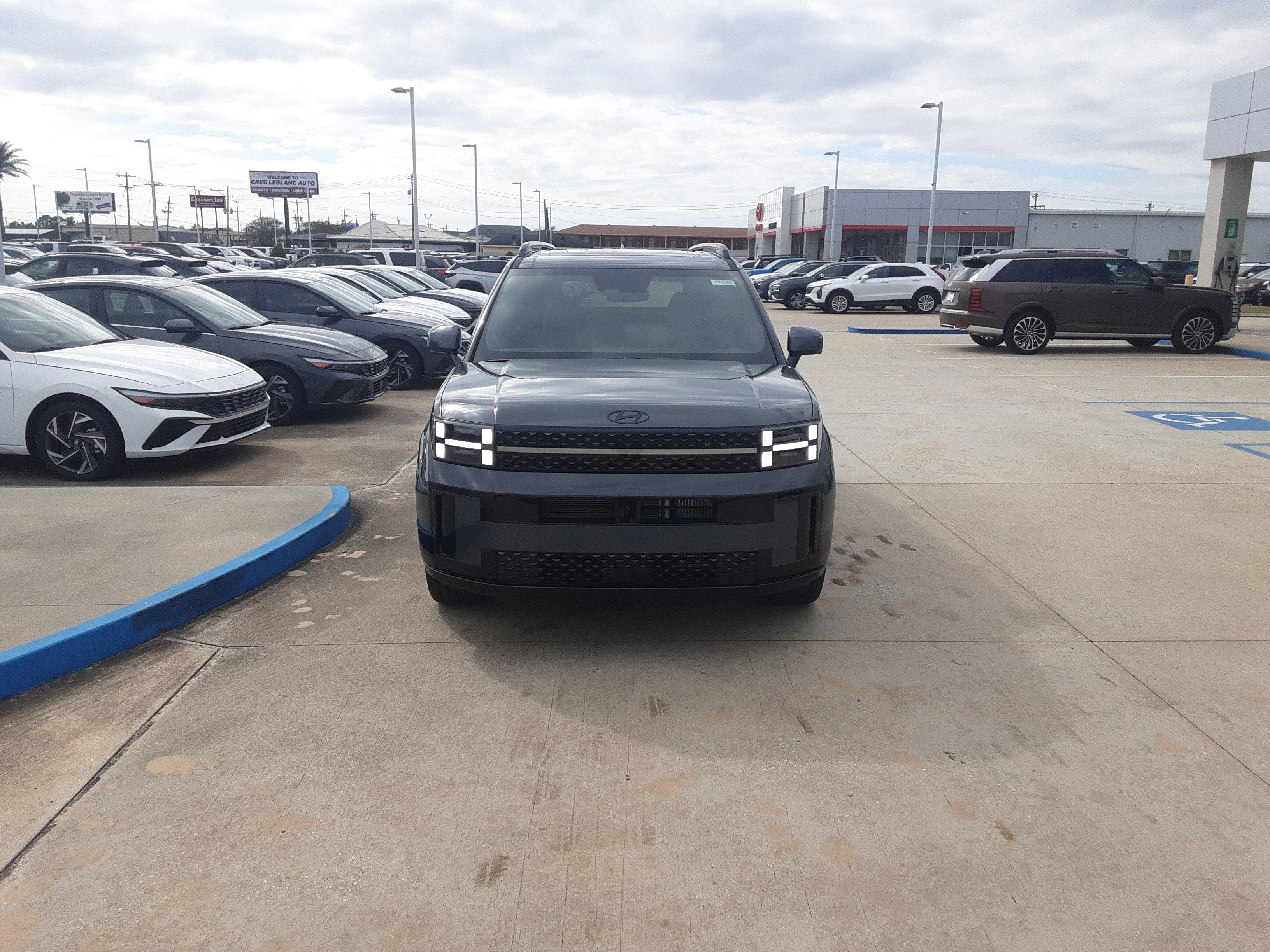 New 2026 Hyundai Santa Fe Calligraphy image 2