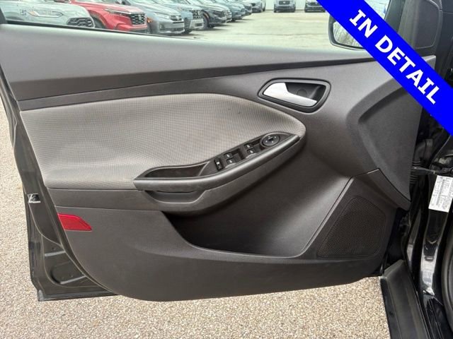 Used 2014 Ford Focus SE image 18