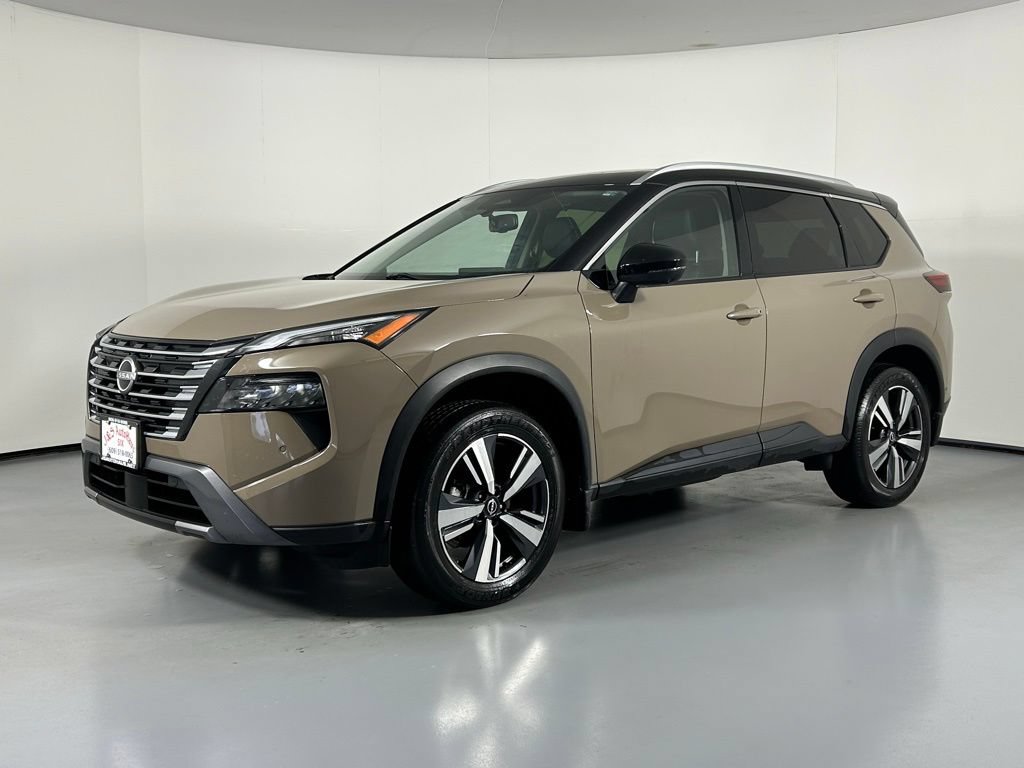 Used 2024 Nissan Rogue SL w/ SL Premium Package AWD/4WD image 3