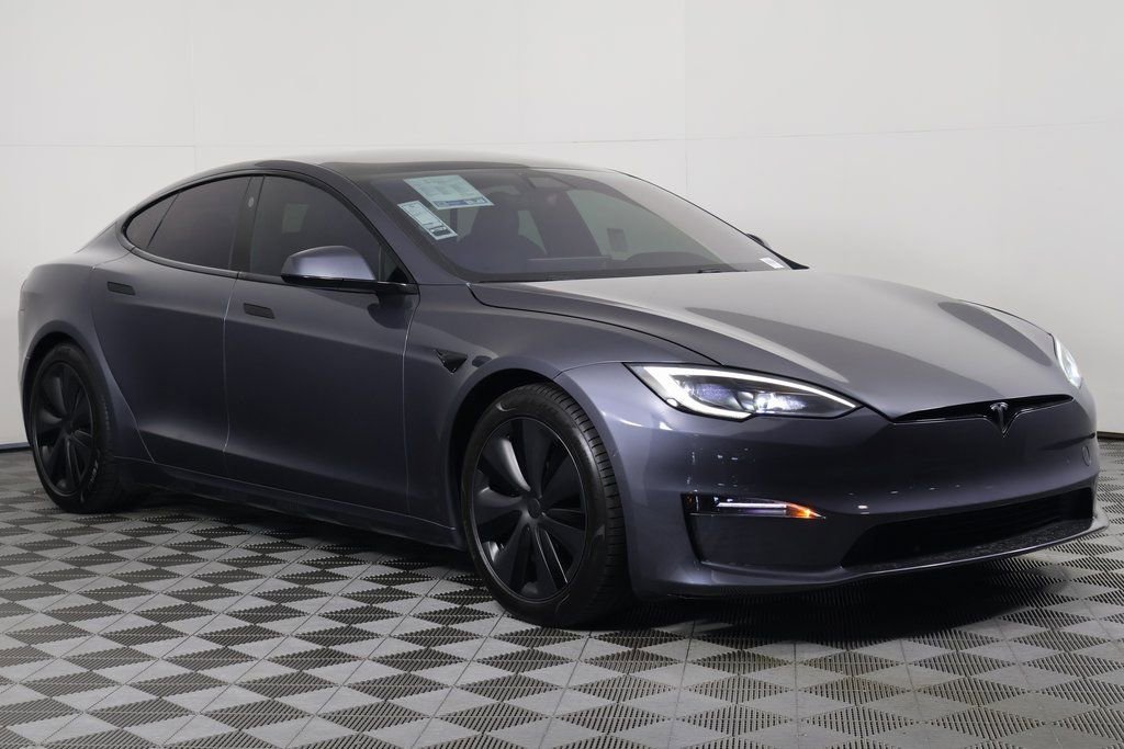 Used 2022 Tesla Model S image 3