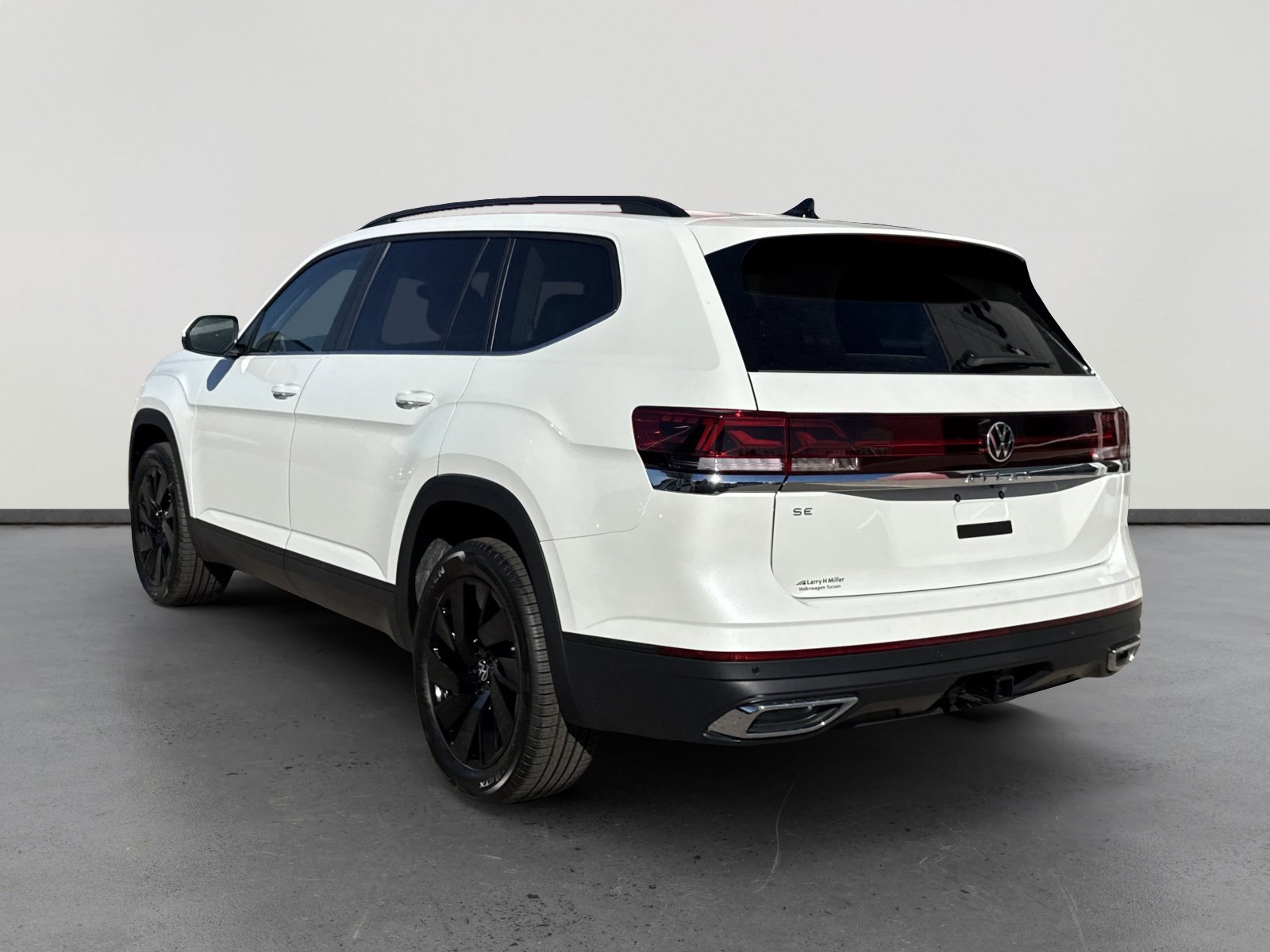 New 2026 Volkswagen Atlas SE image 4