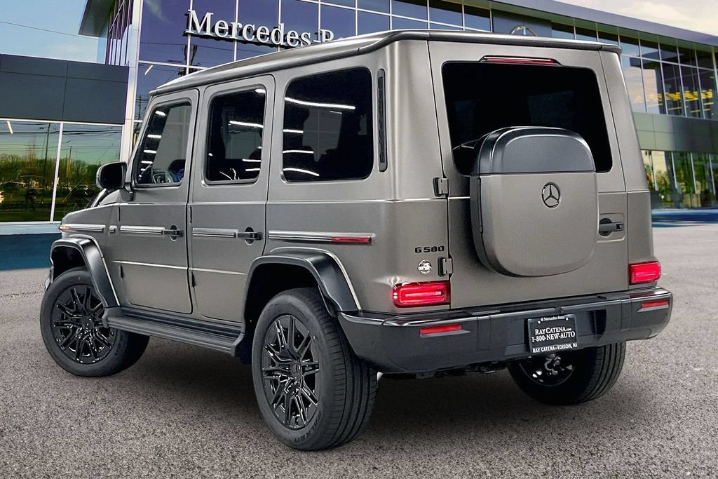 New 2027 Mercedes-Benz G 580 e image 3