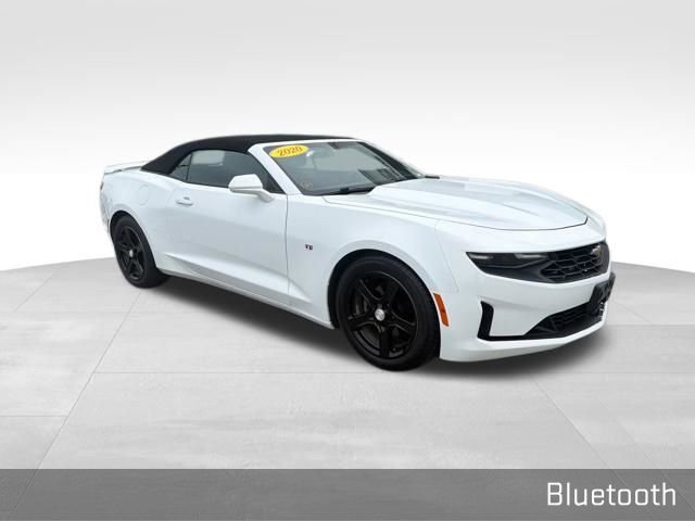 Used 2020 Chevrolet Camaro LT RWD image 2