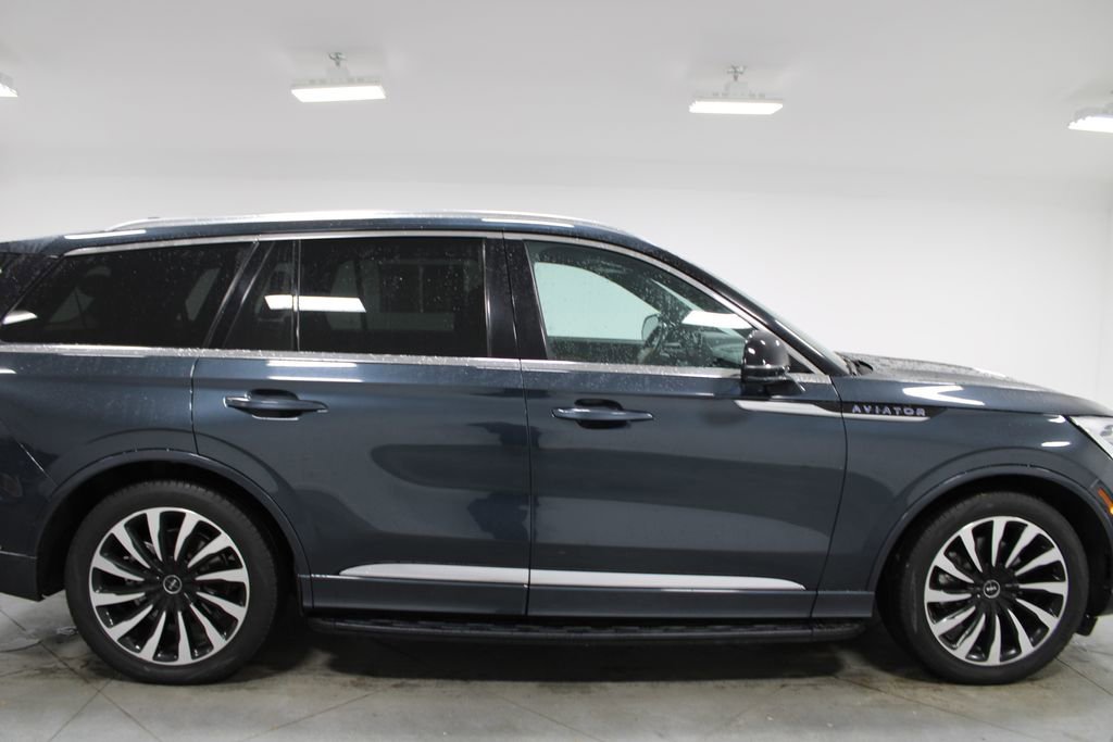 Used 2023 Lincoln Aviator Black Label Grand Touring AWD/4WD image 10