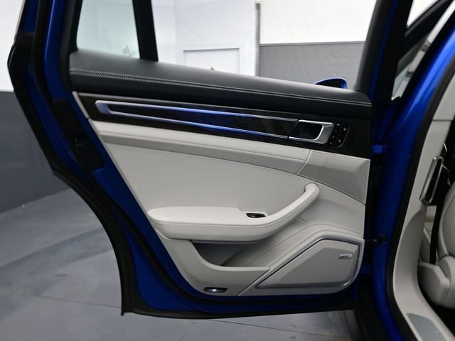 Certified 2017 Porsche Panamera 4 image 13