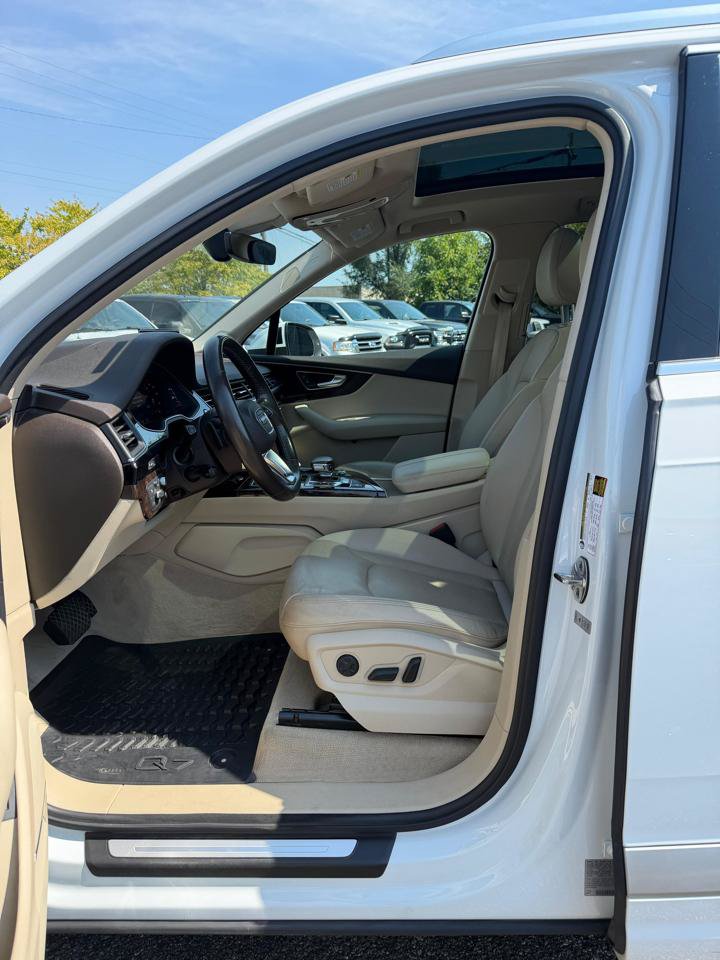 Used 2019 Audi Q7 3.0T Prestige w/ Prestige Package AWD/4WD image 15