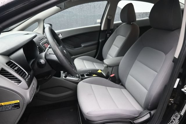 Used 2017 Kia Forte LX FWD image 18
