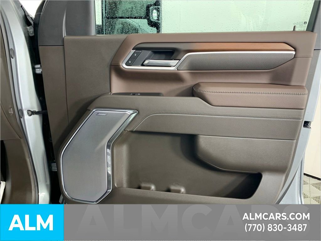 Used 2025 GMC Sierra 3500 Denali image 34