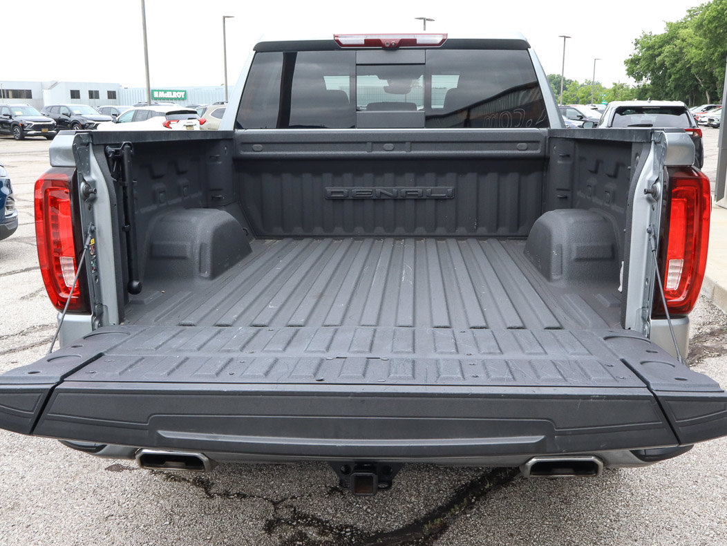 Used 2023 GMC Sierra 1500 Denali w/ Denali Reserve Package AWD/4WD image 14