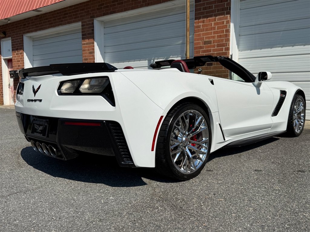 Used 2018 Chevrolet Corvette Z06 RWD image 38