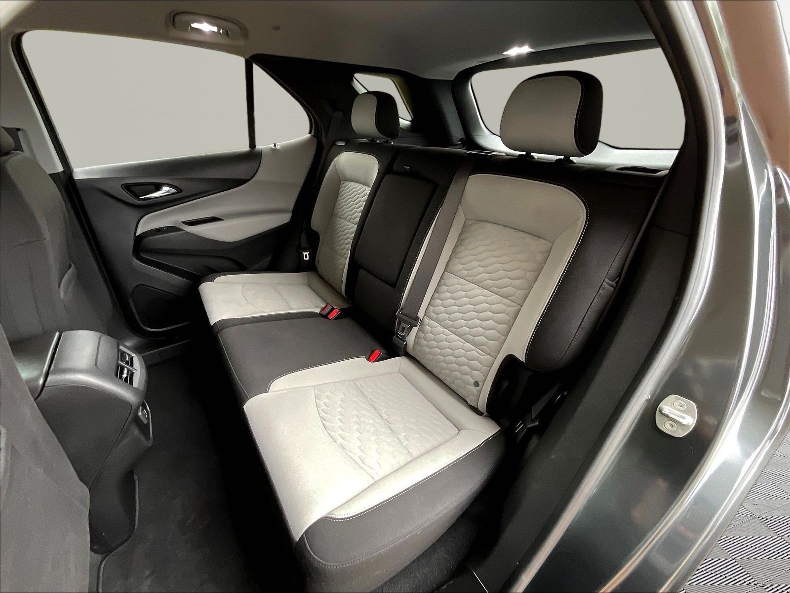 Used 2021 Chevrolet Equinox LS w/ LPO, Blackout Package FWD image 21