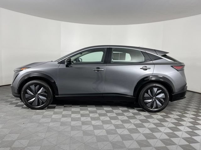 Used 2023 Nissan Ariya FWD image 7