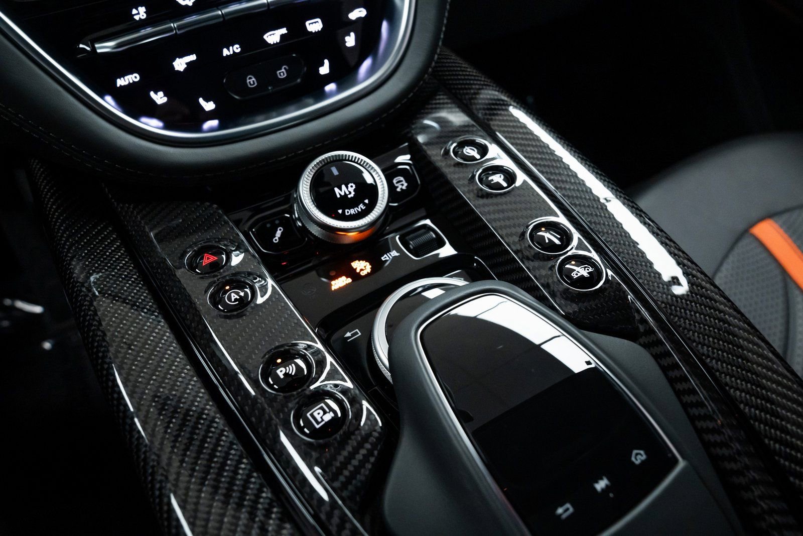 Used 2023 Aston Martin DBX 707 image 15