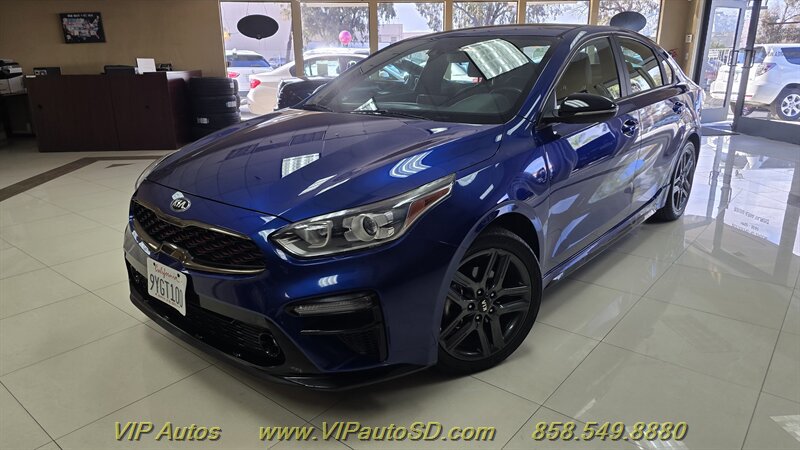 Used 2020 Kia Forte GT-Line w/ GT-Line Premium Package FWD image 2