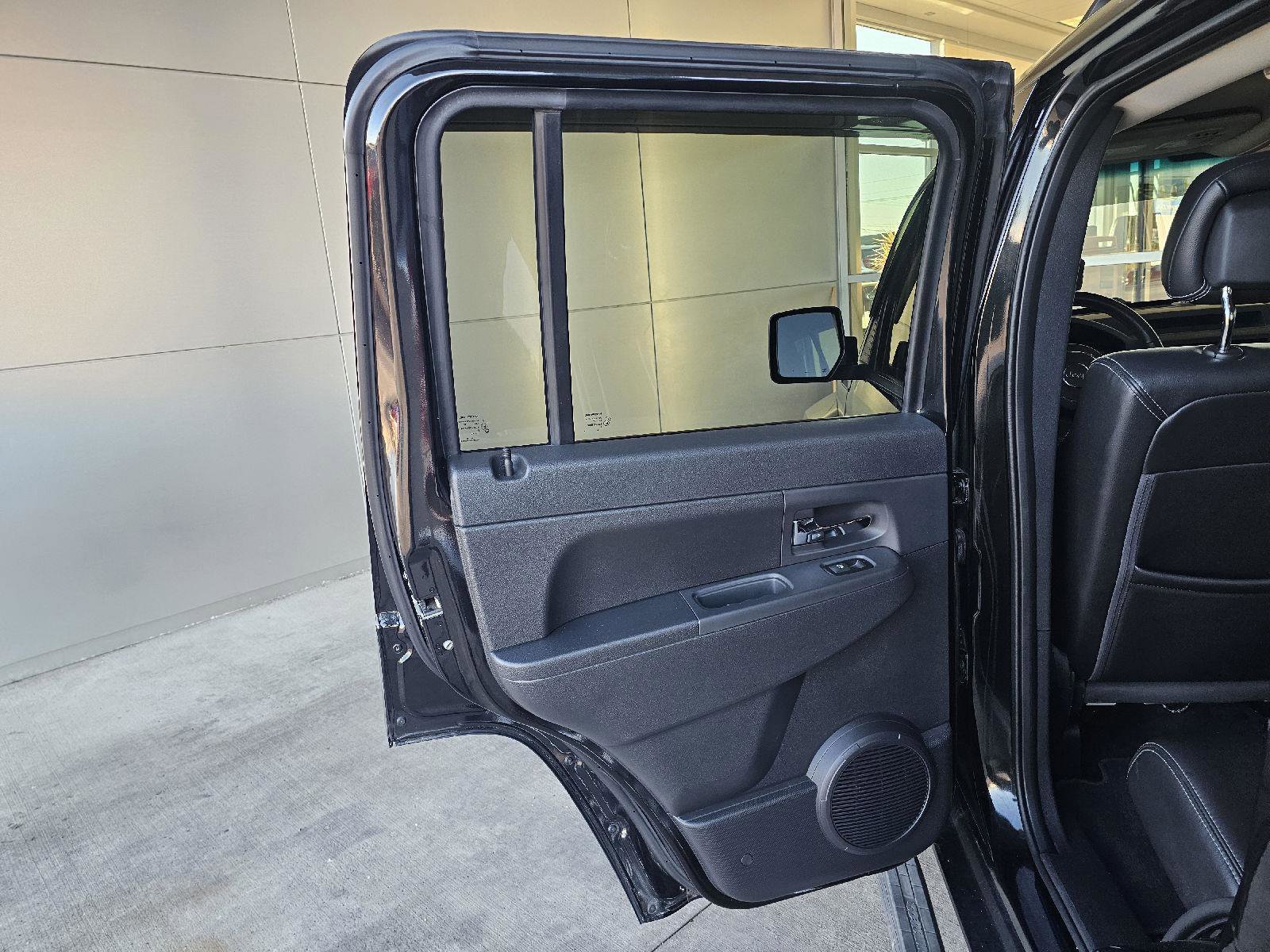 Used 2012 Jeep Liberty Sport image 16