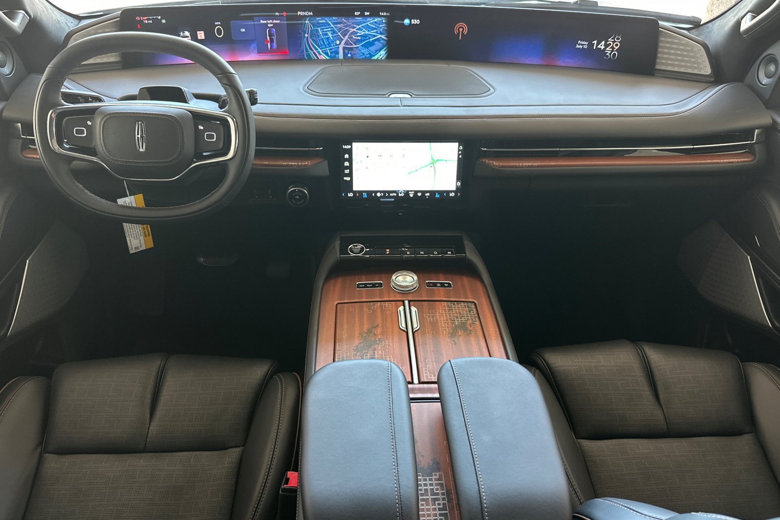 New 2026 Lincoln Navigator Black Label AWD/4WD image 12
