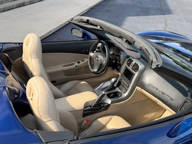 Used 2007 Chevrolet Corvette Convertible w/ Preferred Equipment Group RWD image 8