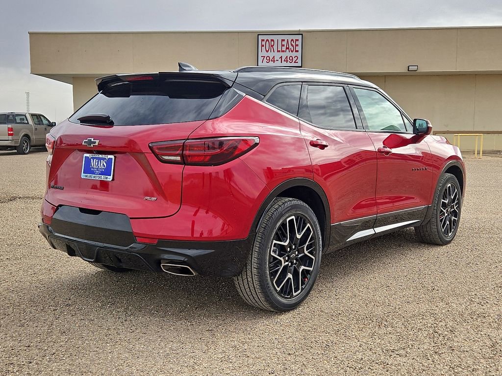 Used 2023 Chevrolet Blazer RS w/ Enhanced Convenience Package image 5