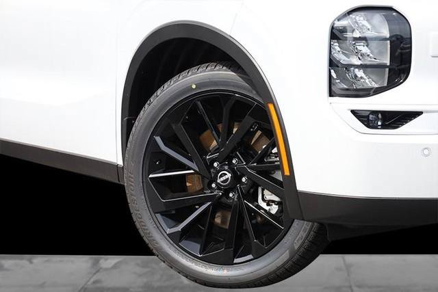 New 2026 Nissan Rogue SL AWD/4WD image 3