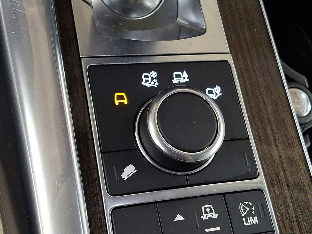 Used 2017 Land Rover Range Rover Sport HSE image 22