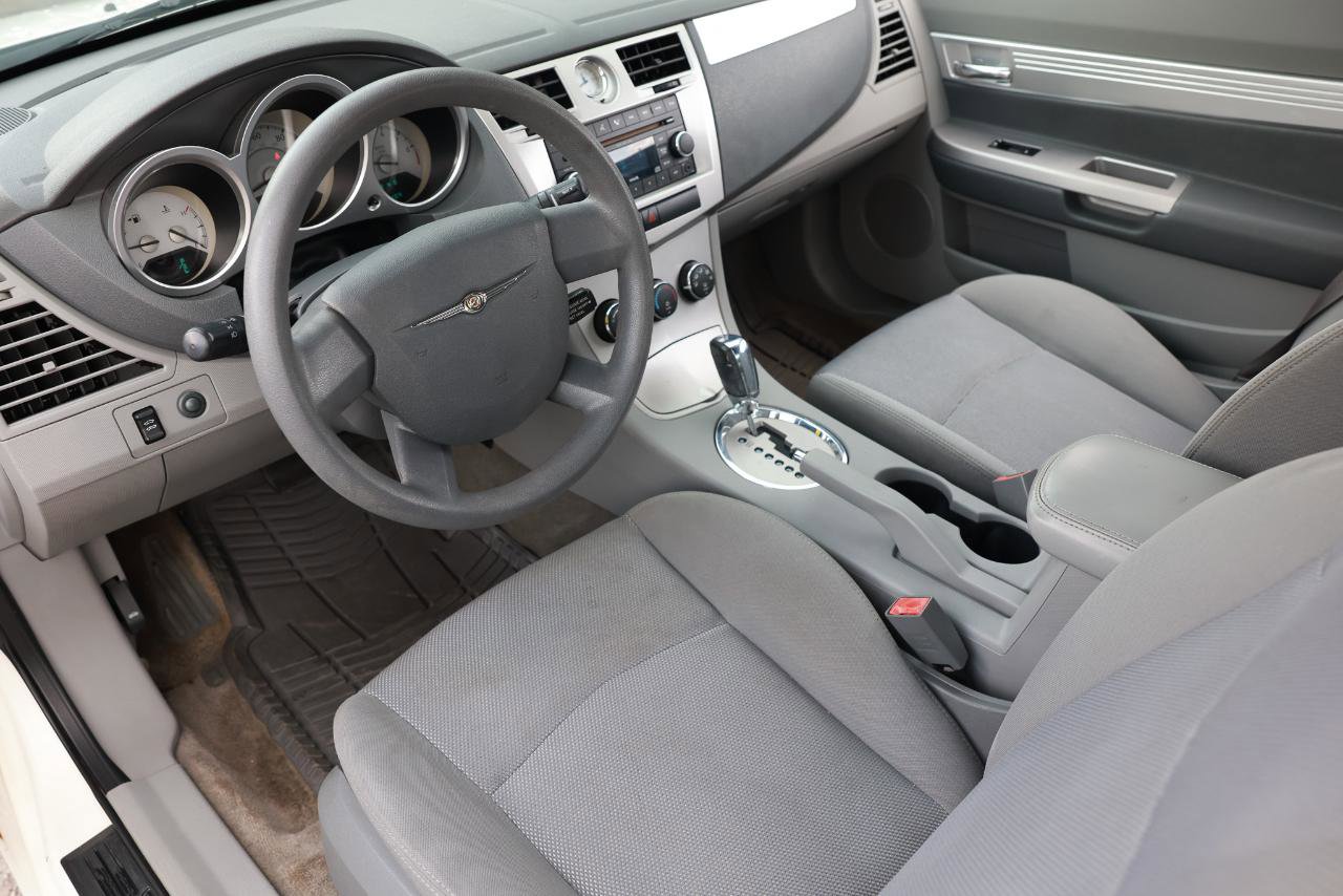 Used 2008 Chrysler Sebring Touring image 4