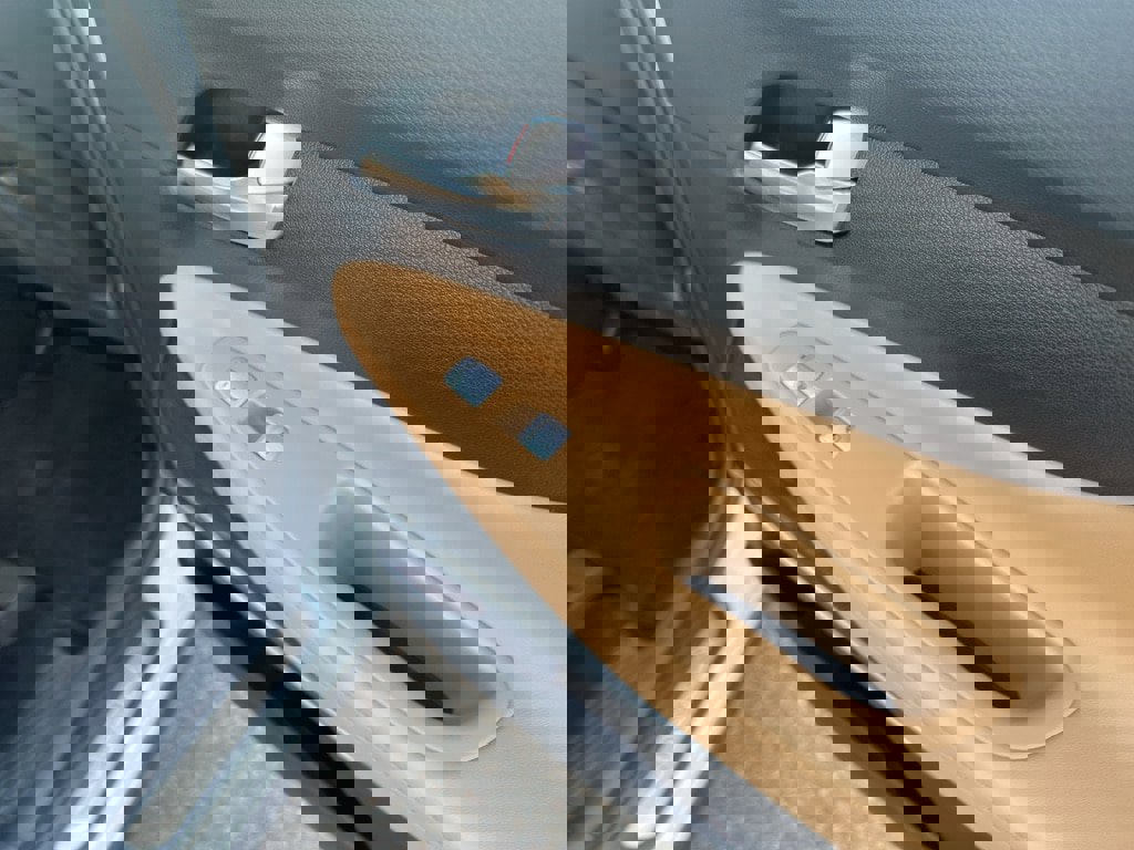 Certified 2021 Hyundai Santa Fe Calligraphy image 19