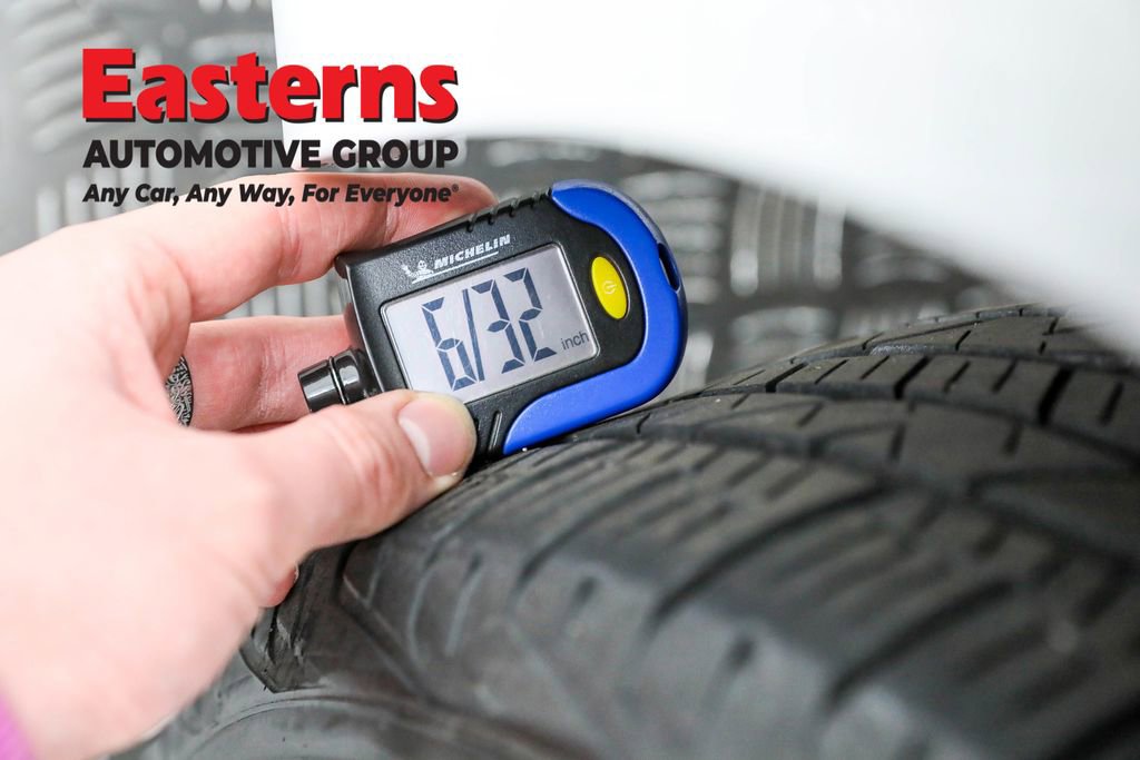 Used 2022 Toyota Prius LE image 25