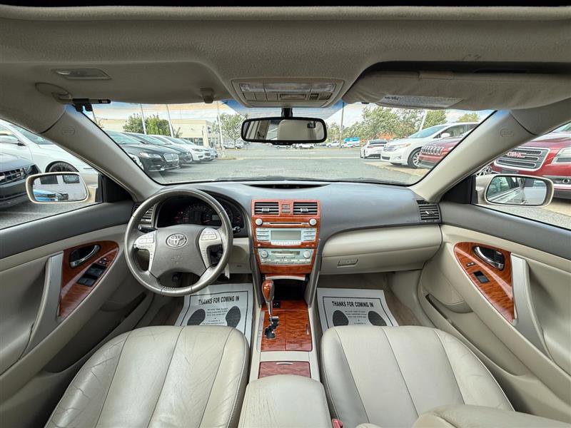 Used 2009 Toyota Camry XLE FWD image 17