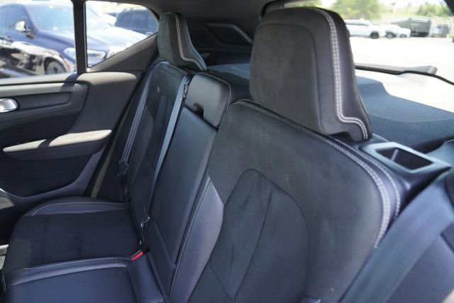 Used 2020 Volvo XC40 T5 R-Design w/ Protection Package Premier AWD/4WD image 14