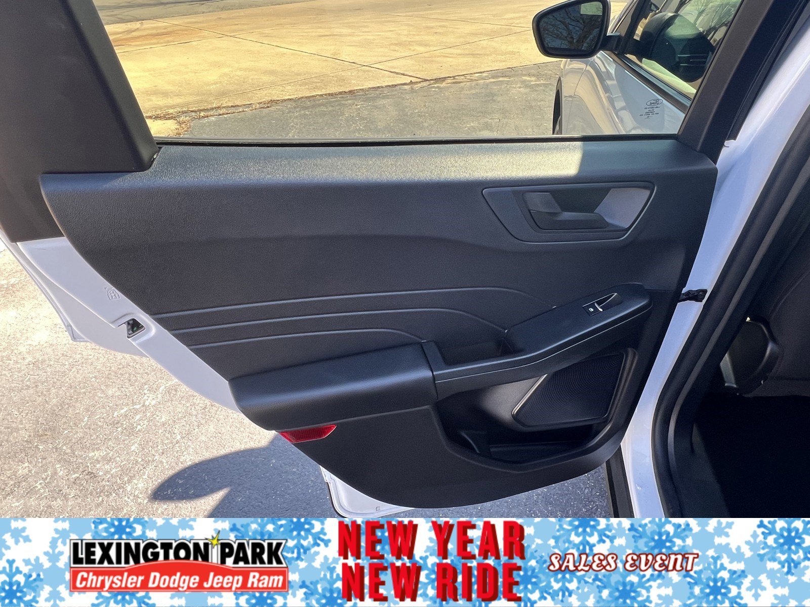 Used 2023 Ford Escape Active image 11
