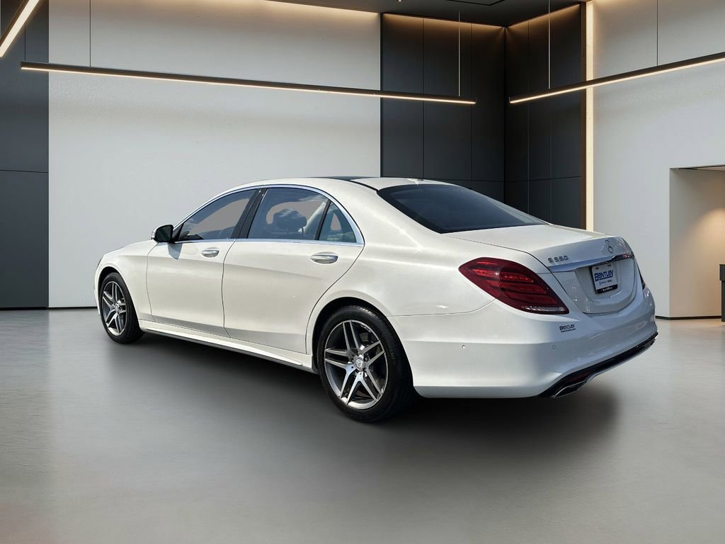 Used 2015 Mercedes-Benz S 550 Sedan image 3