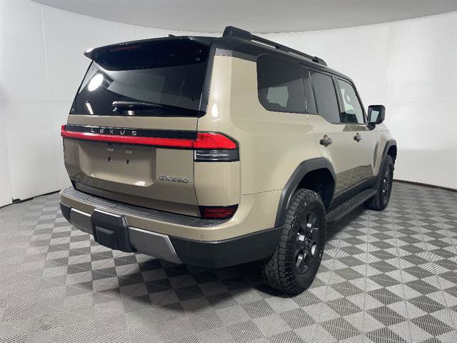 Used 2025 Lexus GX 550 AWD/4WD image 7