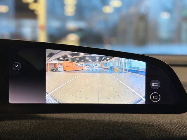 Used 2024 Lucid Air Touring image 25