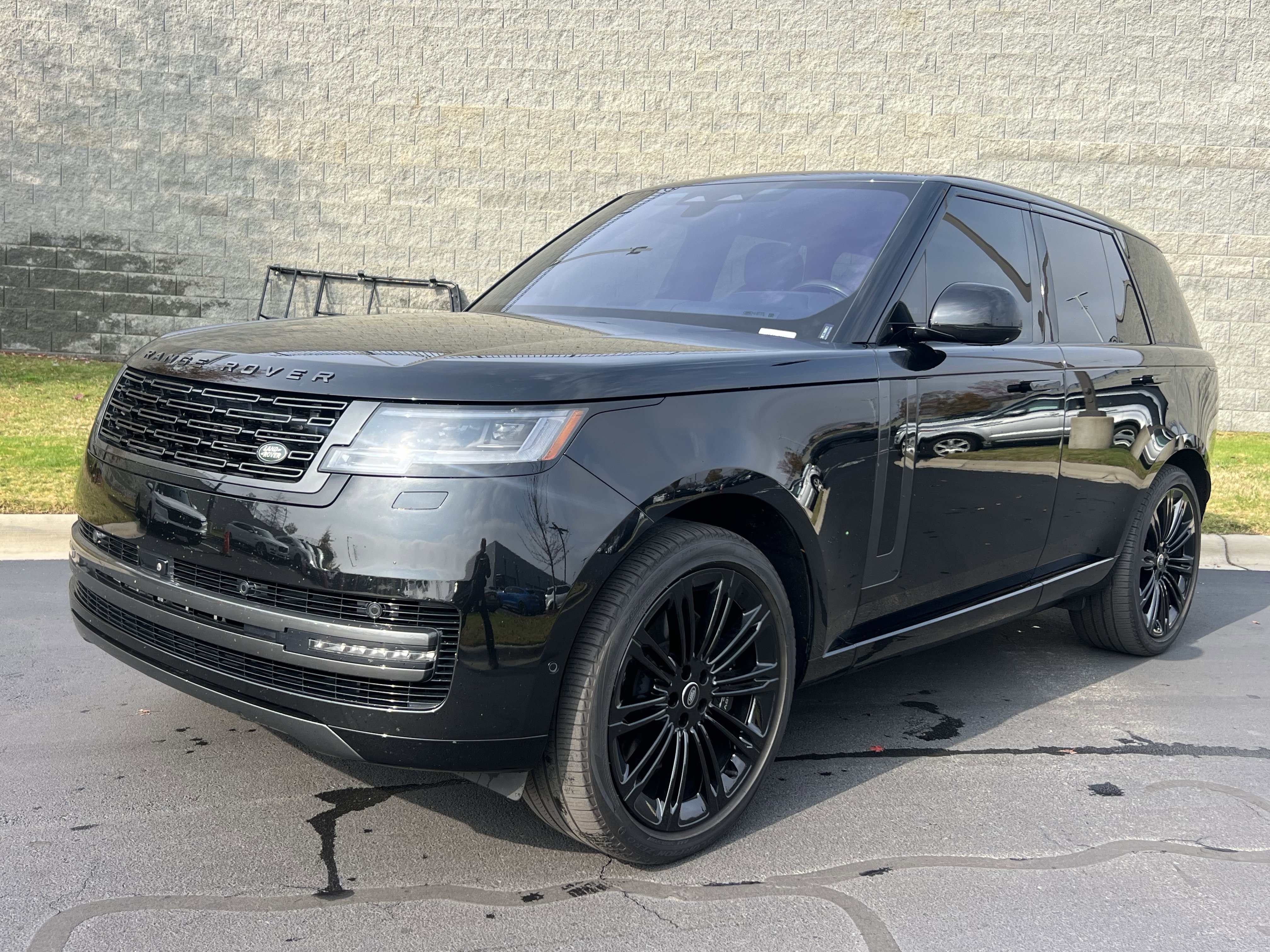 Certified 2023 Land Rover Range Rover SE