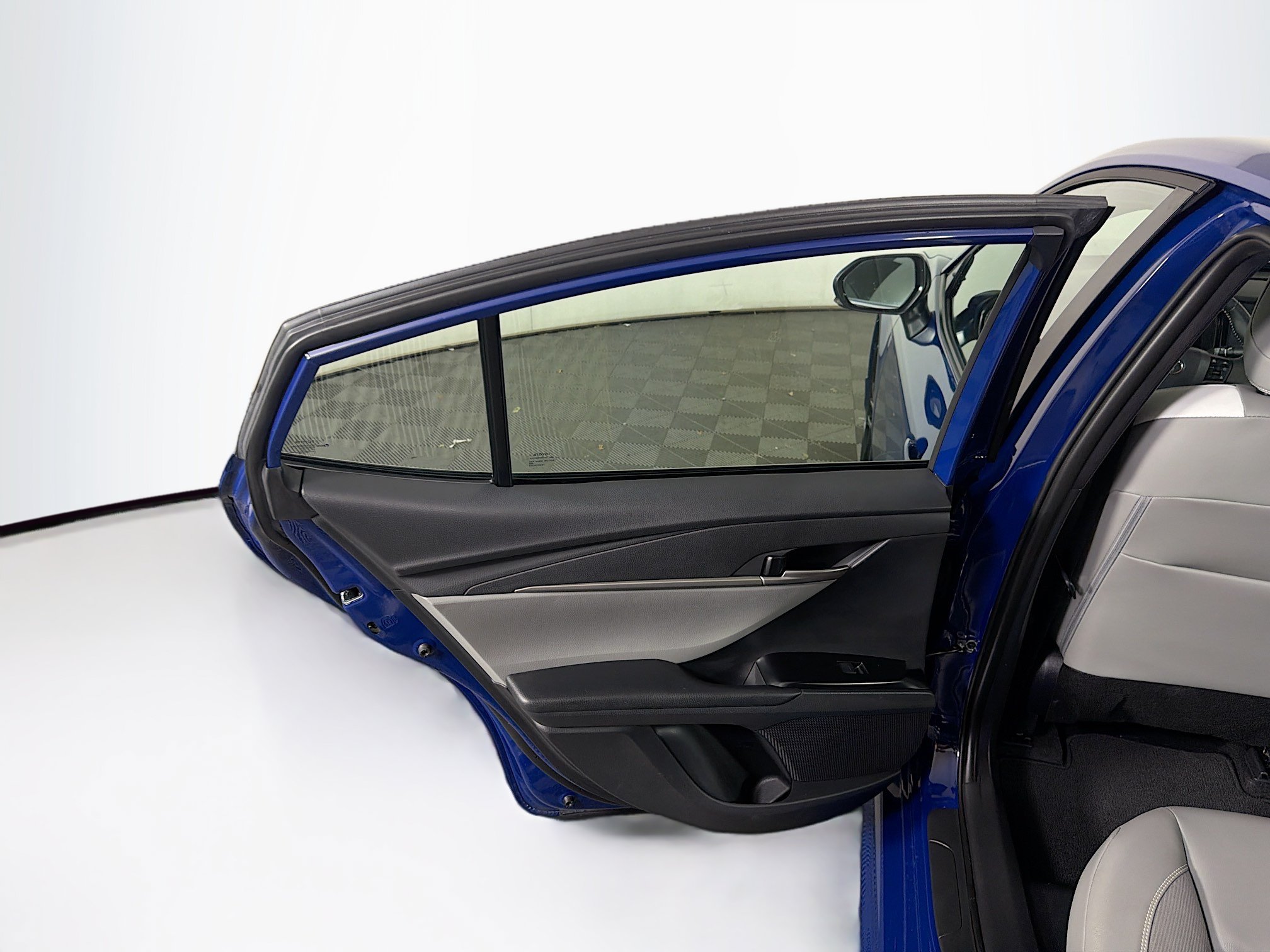 Used 2026 Toyota Camry SE FWD image 26