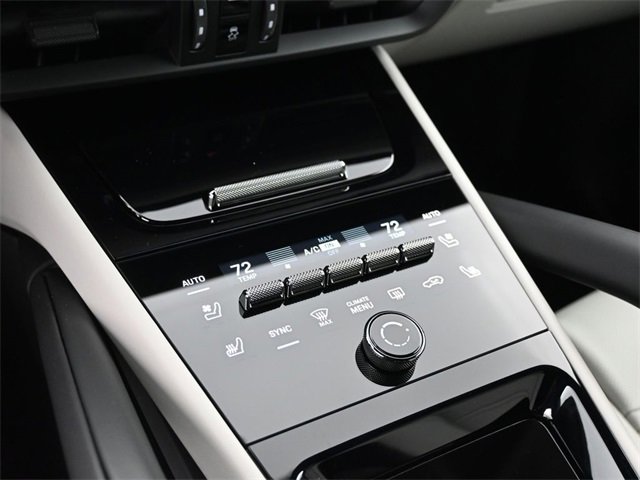 New 2025 Porsche Cayenne E-Hybrid image 14