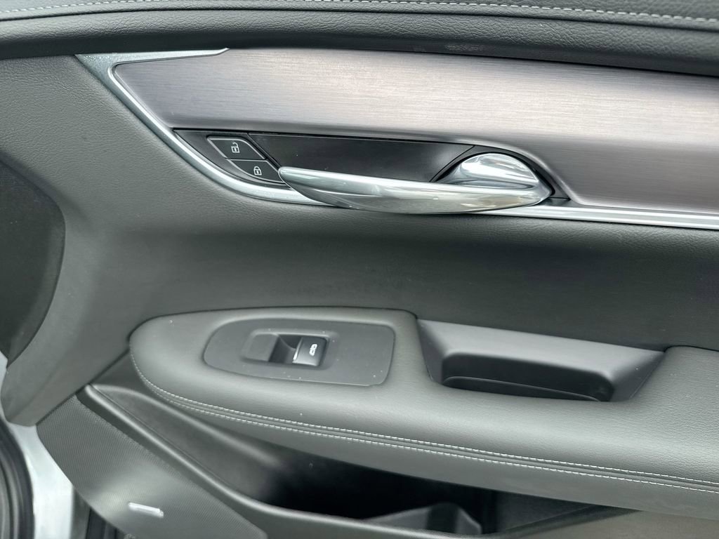 Used 2024 Cadillac XT6 Luxury image 33