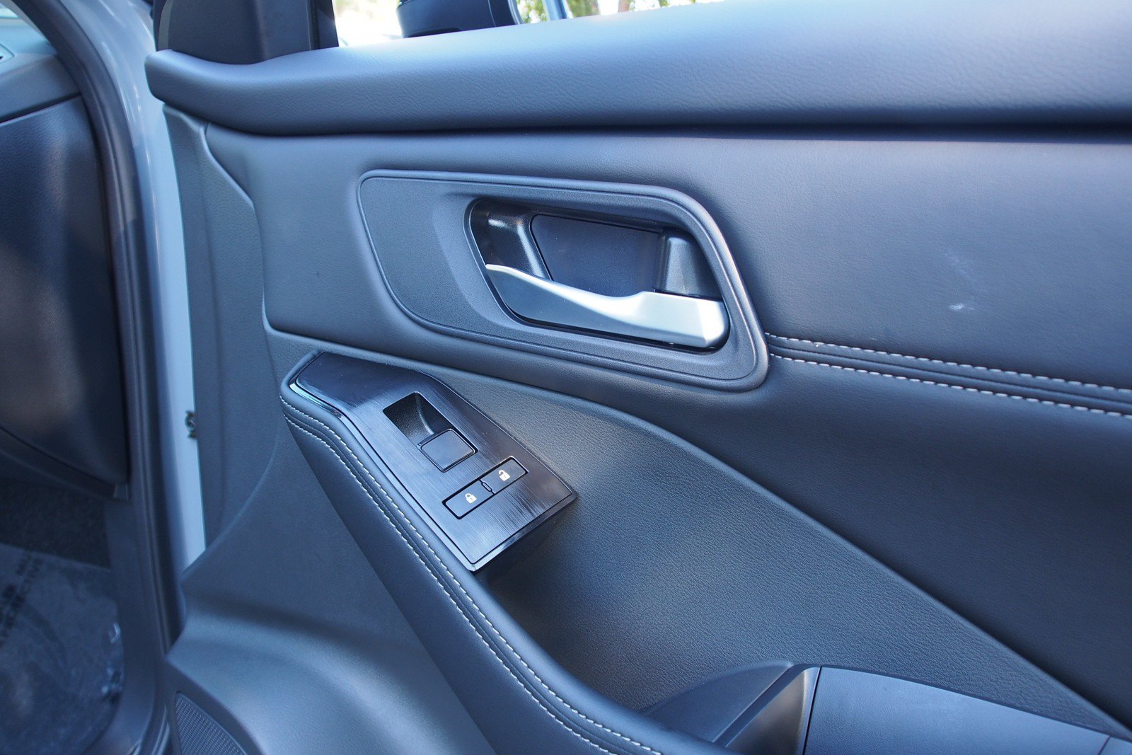 New 2026 Nissan Rogue Dark Armor FWD image 13