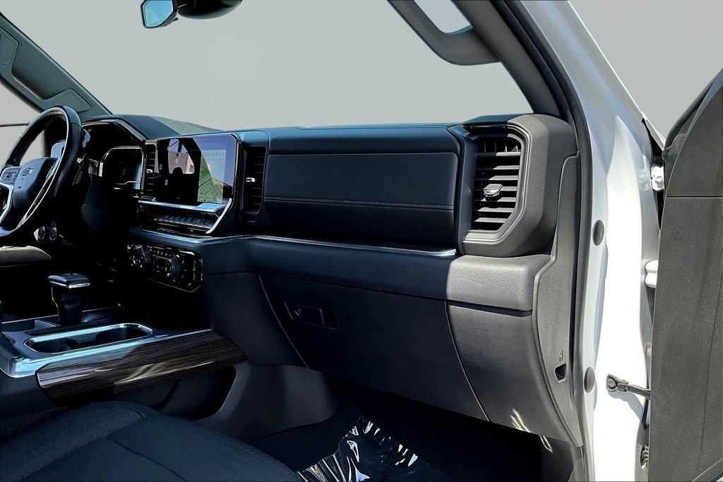 Used 2022 Chevrolet Silverado 1500 RST RWD image 25