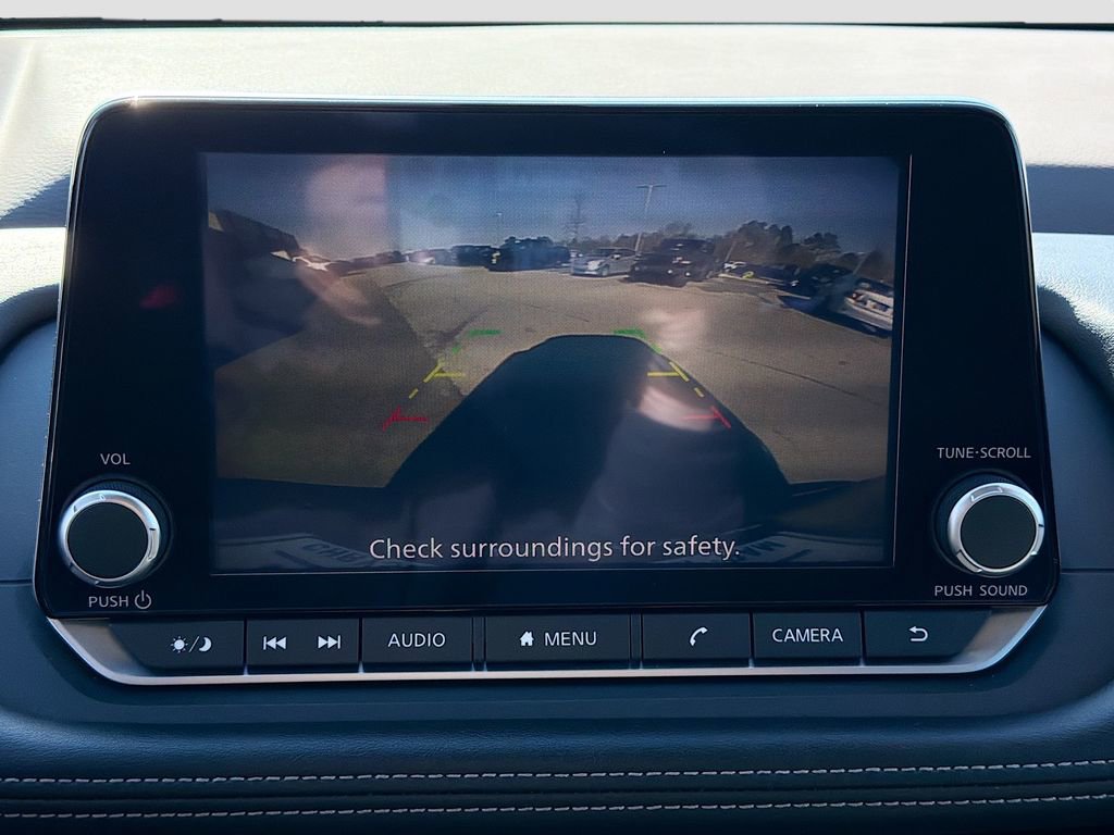 Used 2023 Nissan Rogue SV image 33