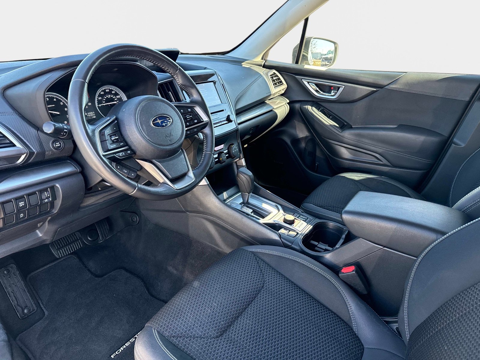 Used 2023 Subaru Forester Premium image 32