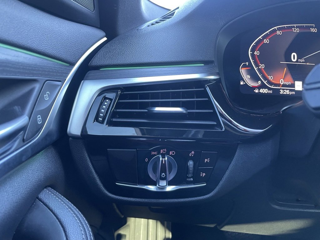 Used 2022 BMW 530i 530i w/ Convenience Package image 13