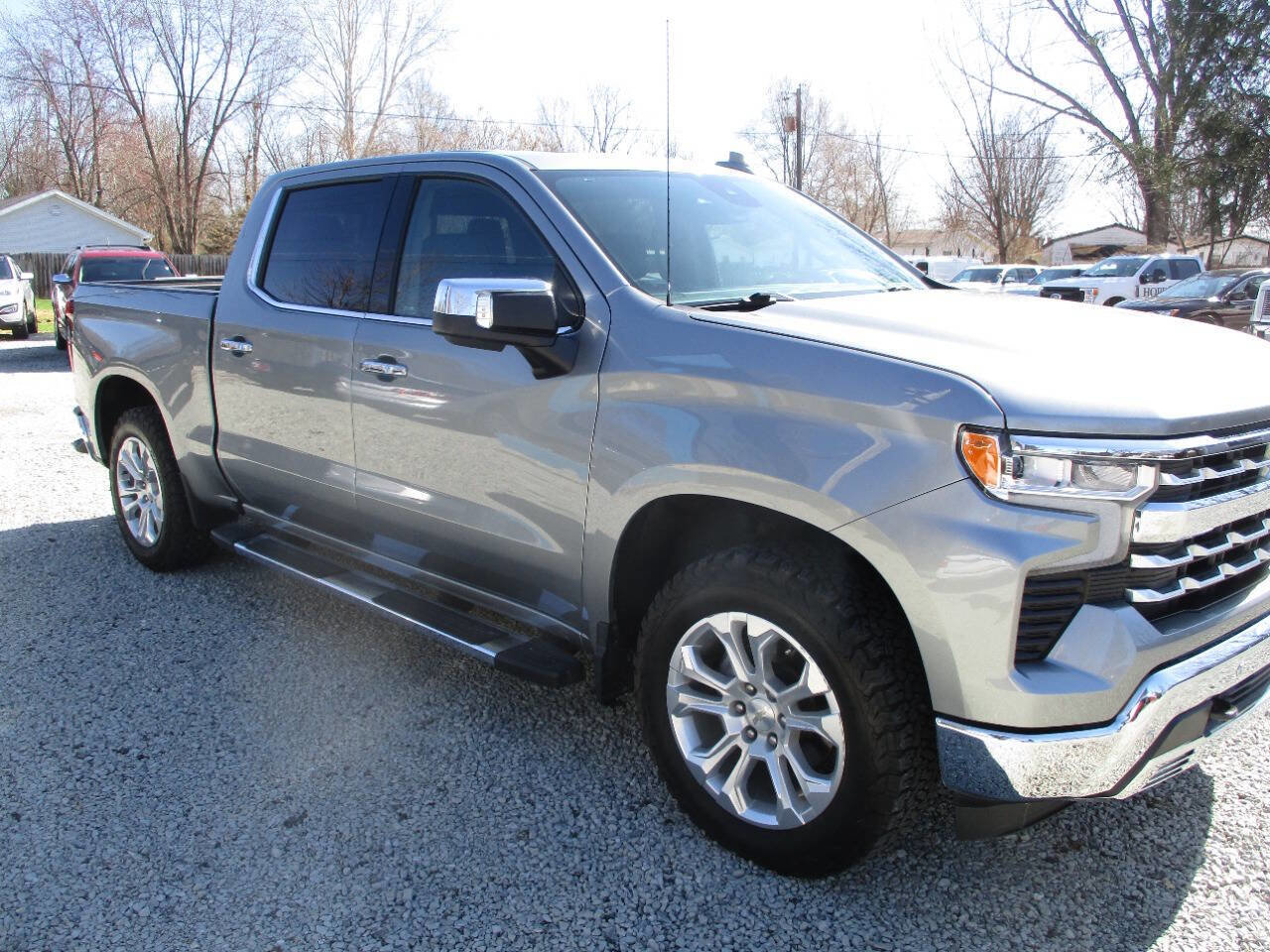 Used 2023 Chevrolet Silverado 1500 LTZ image 9