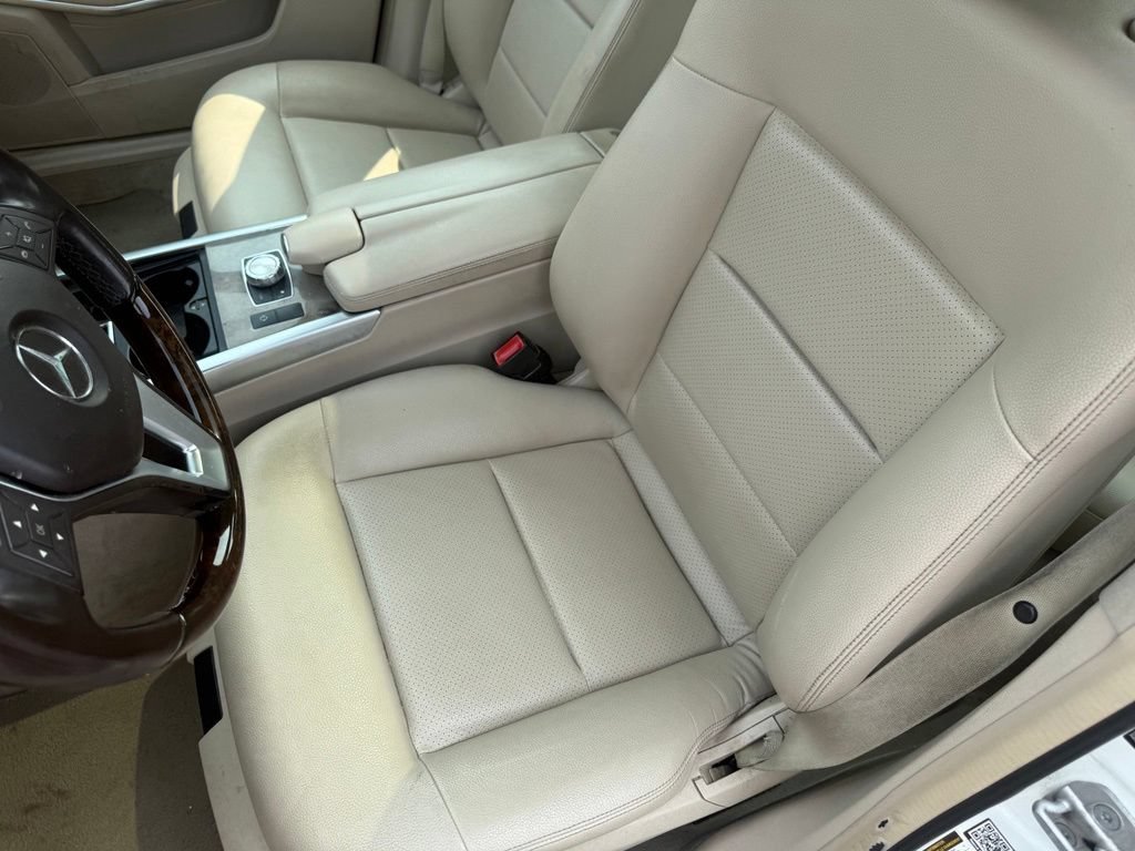 Used 2014 Mercedes-Benz E 350 4MATIC Sedan image 15