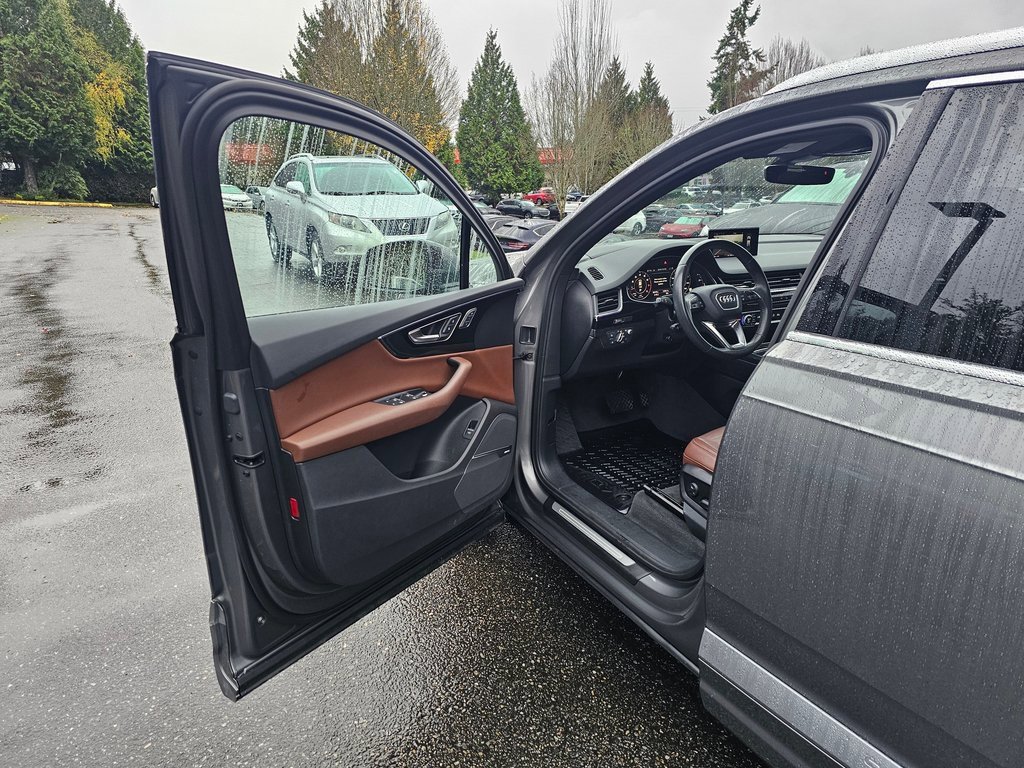 Used 2018 Audi Q7 3.0T Prestige image 21
