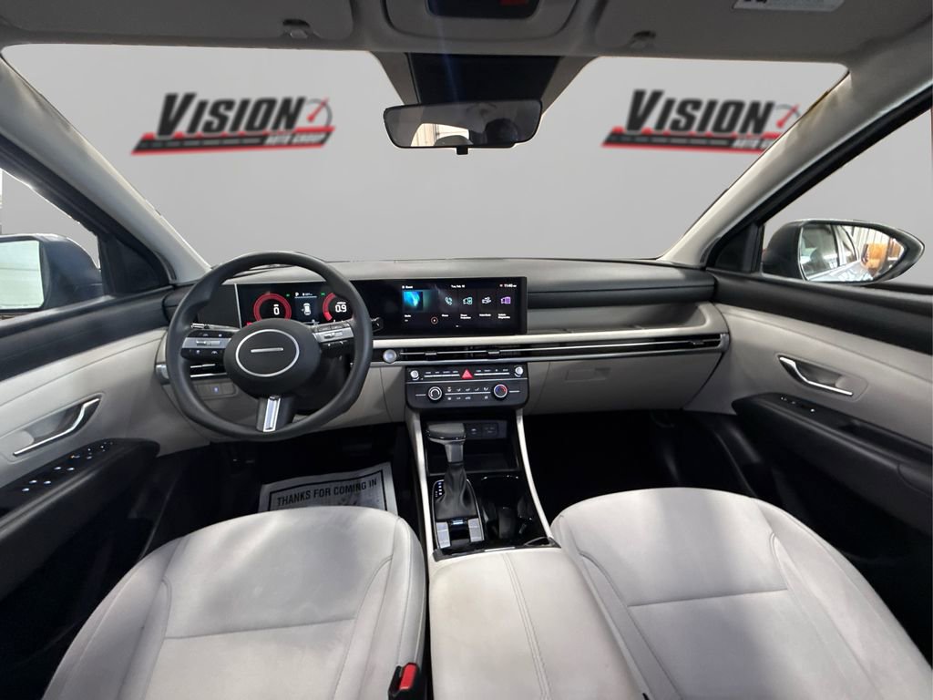 Certified 2025 Hyundai Tucson SE image 23