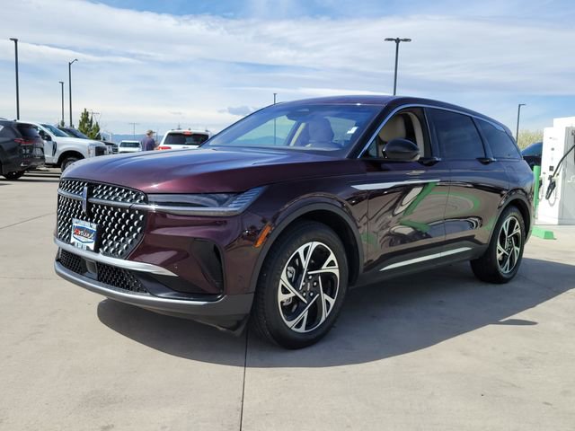 Used 2024 Lincoln Nautilus Premier w/ Equipment Group 102A image 4